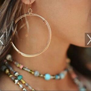 Shallawista Kaylee Hoop Earrings